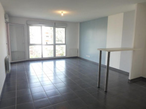 Appartement en Location à Meyzieu / 3 pièces 65m2