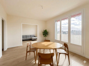 Appartement à rénover en Vente à Lyon / 3 pièces 68m2